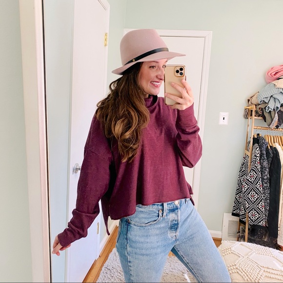 American Eagle Outfitters Tops - American Eagle Waffle Knit Purple Pullover Soft L